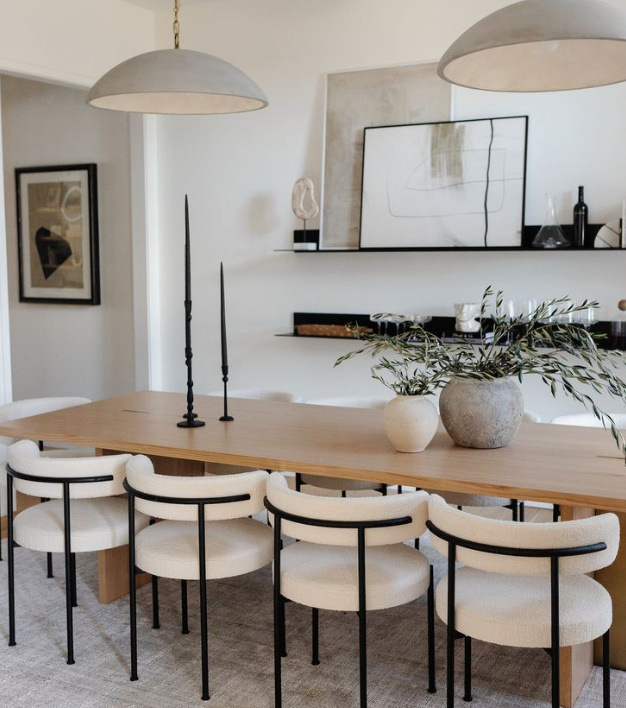 Black & White Table